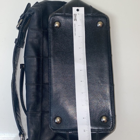 Vintage Chanel Purse - Picture 6 of 16